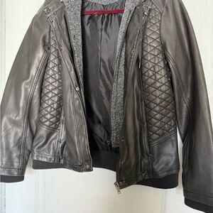 Mo-Ka Women's Quilted Leather Jacket - Gray